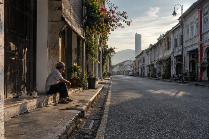 City in Light — A pause